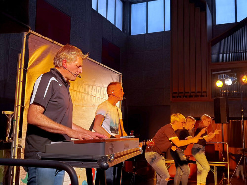 KinderKonzert Mike Müllbauer & Andy EJW Hof – Foto 17