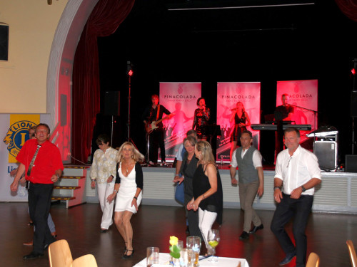 Löwentanz mit Pina Colada Lions Club Hof – Foto 10
