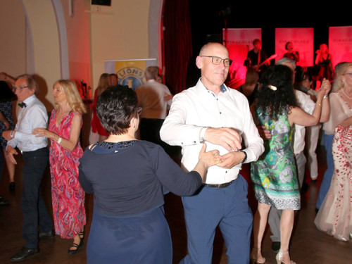 Löwentanz mit Pina Colada Lions Club Hof – Foto 33