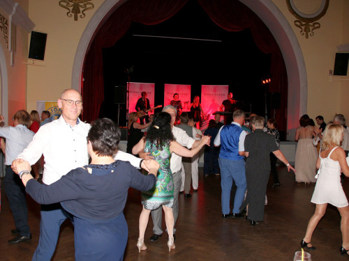 Löwentanz mit Pina Colada Lions Club Hof – Foto 34
