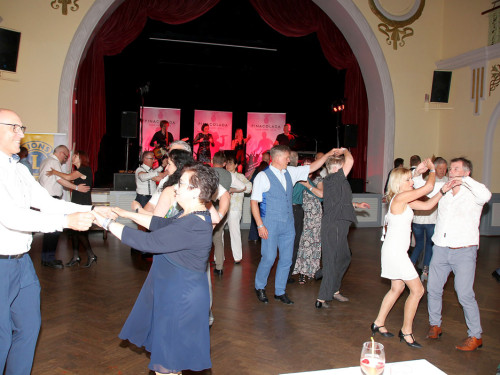 Löwentanz mit Pina Colada Lions Club Hof – Foto 35