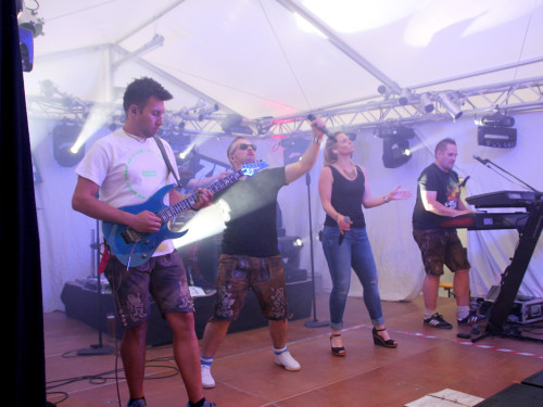 Party mit Geile Zeit Sportfest 2022 120 Jahre TuS Förbau – Foto 45