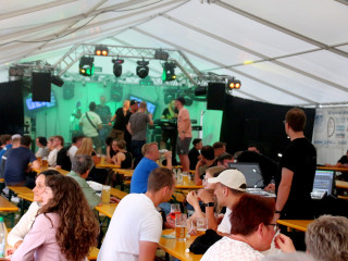 Foto 246480 im Album