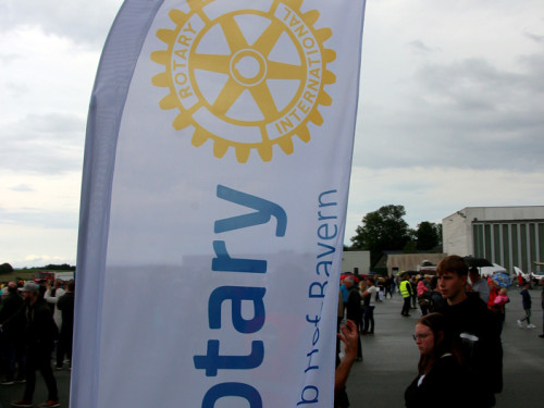 Flughafenfest 2022 Rotary Club mit den The Flying Bulls – Foto 17