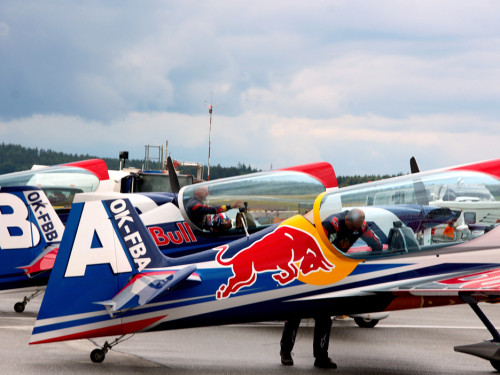 Flughafenfest 2022 Rotary Club mit den The Flying Bulls – Foto 36