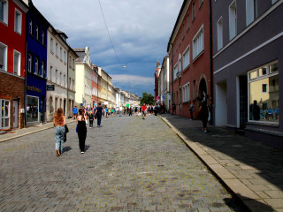 Vorschau des vorherigen Fotos