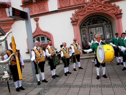 Hofer Volksfest Umzug 2022 Aufstellung Freitag – Foto 30
