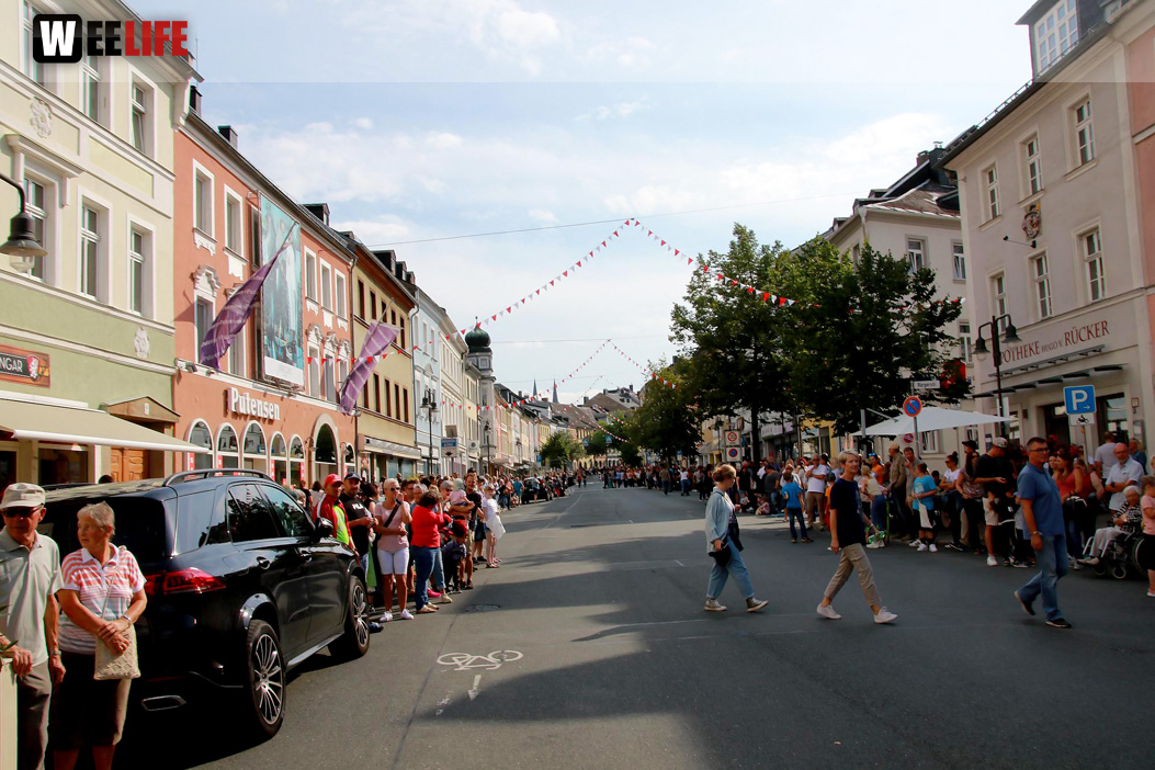 Hofer Volksfest Umzug 2022 Zuschauer