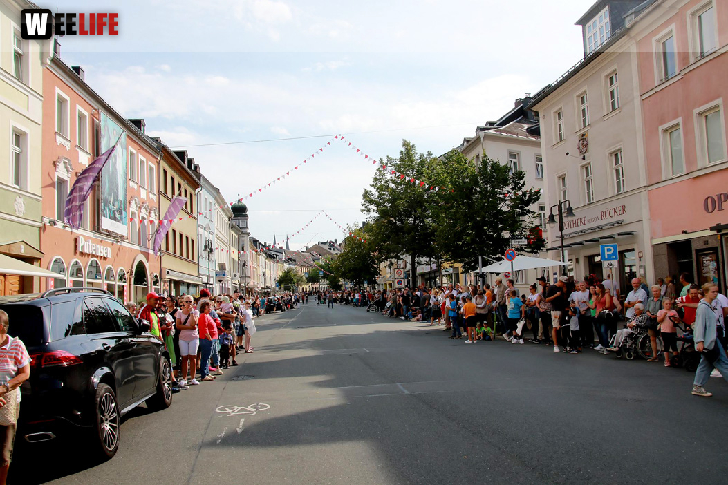 Hofer Volksfest Umzug 2022 Zuschauer