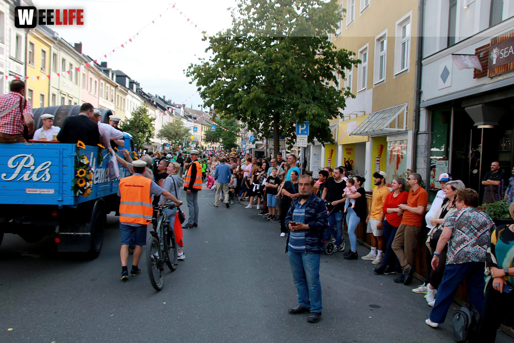 Hofer Volksfest Umzug 2022 Zuschauer