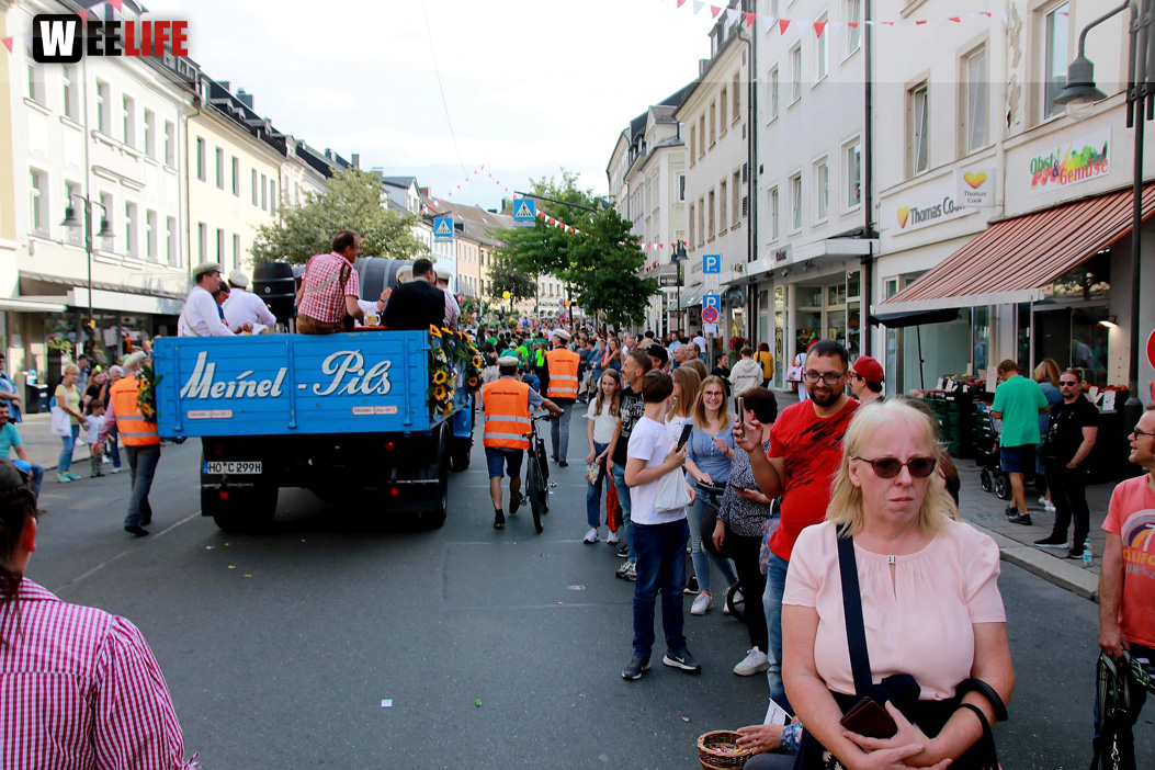 Hofer Volksfest Umzug 2022 Zuschauer