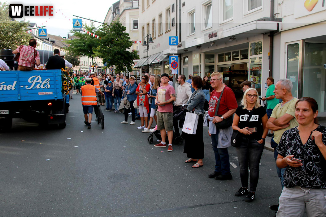 Hofer Volksfest Umzug 2022 Zuschauer