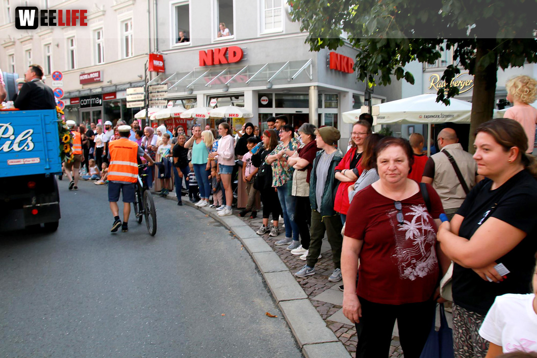 Hofer Volksfest Umzug 2022 Zuschauer