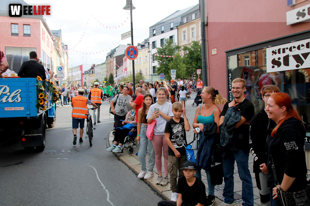 Hofer Volksfest Umzug 2022 Zuschauer