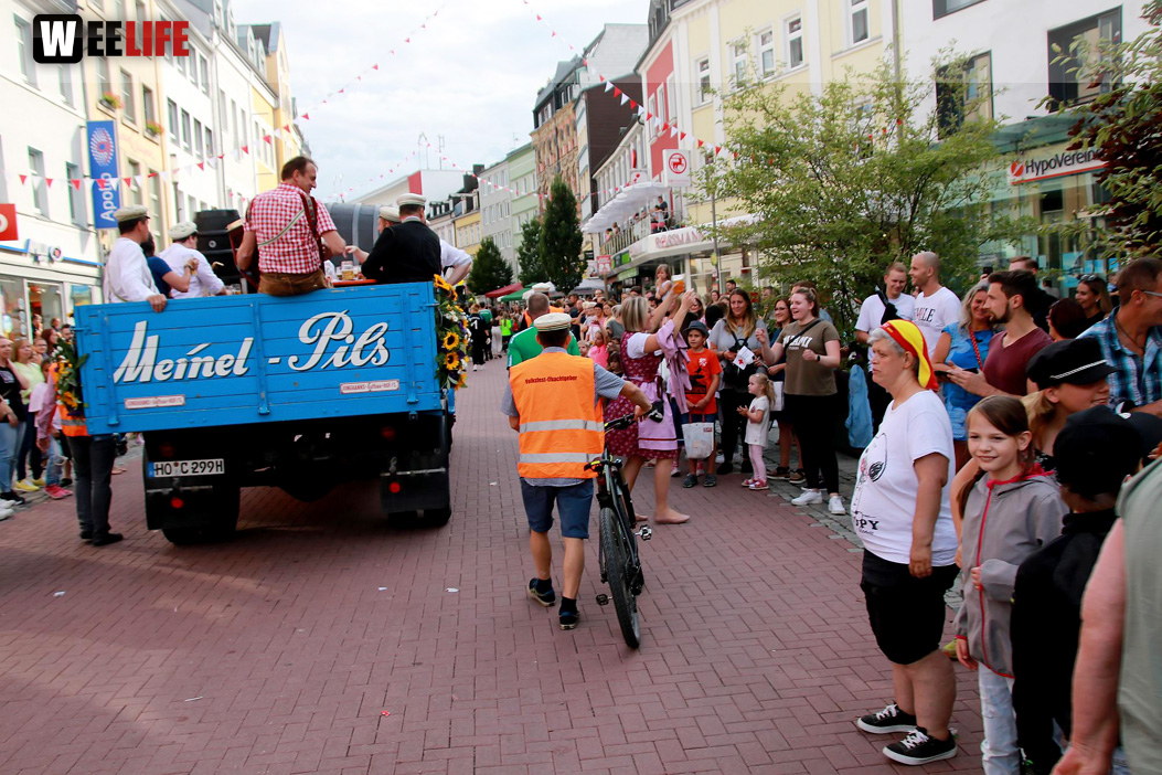 Hofer Volksfest Umzug 2022 Zuschauer