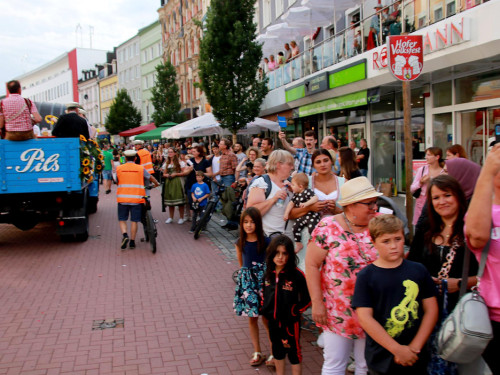 Hofer Volksfest Umzug 2022 Zuschauer – Foto 94