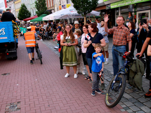 Hofer Volksfest Umzug 2022 Zuschauer – Foto 95