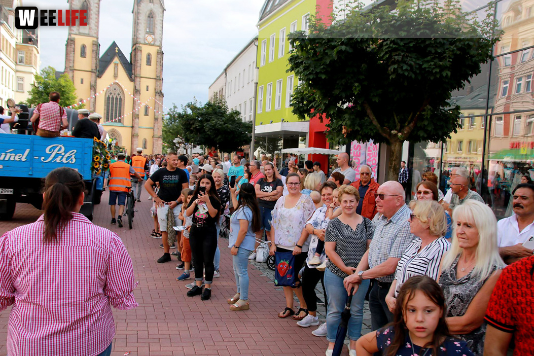 Hofer Volksfest Umzug 2022 Zuschauer