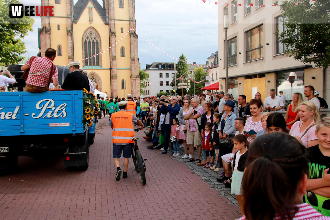 Hofer Volksfest Umzug 2022 Zuschauer