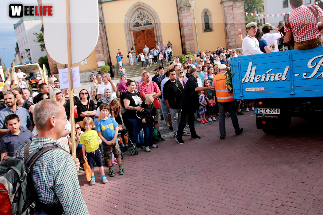 Hofer Volksfest Umzug 2022 Zuschauer