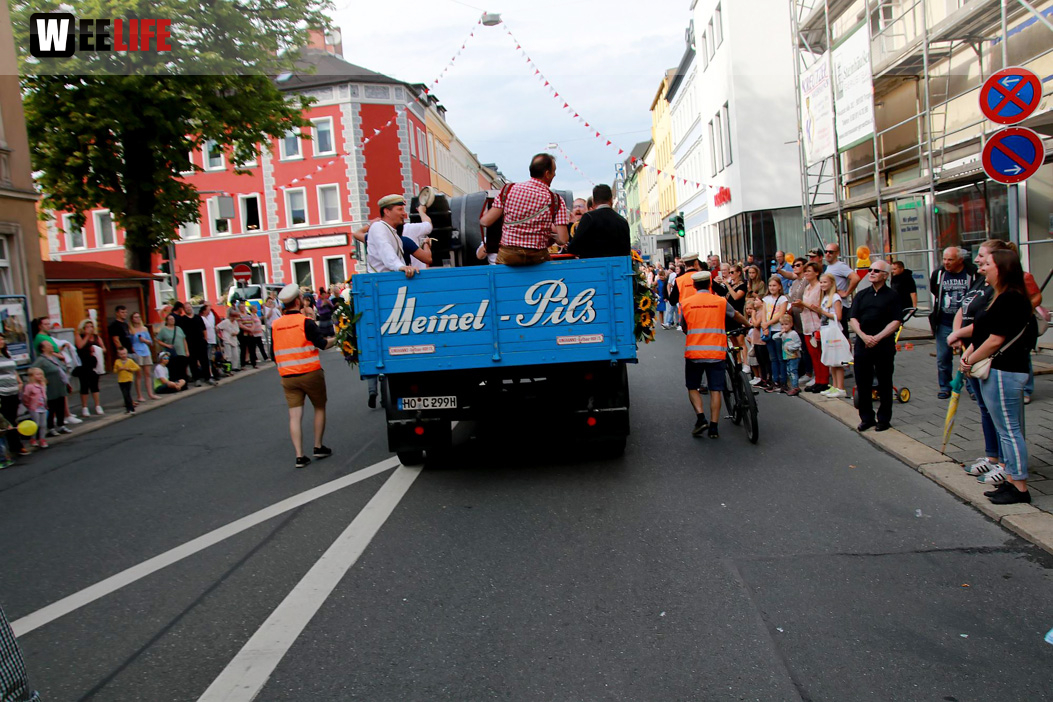 Hofer Volksfest Umzug 2022 Zuschauer
