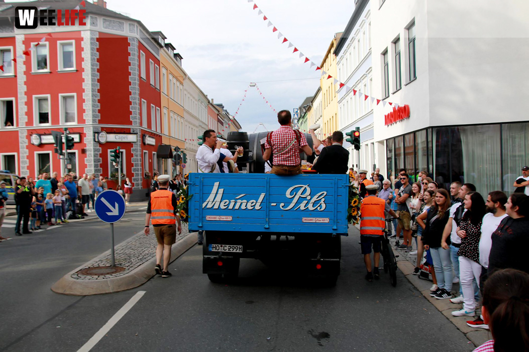 Hofer Volksfest Umzug 2022 Zuschauer