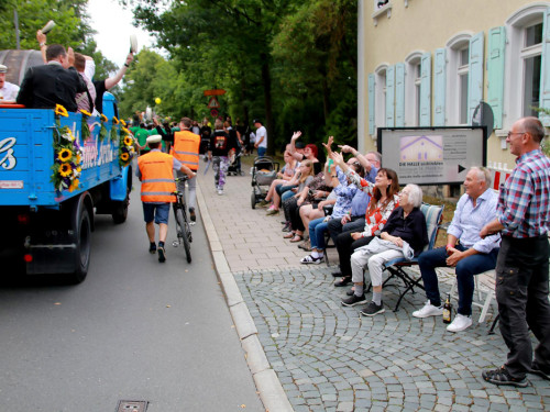 Hofer Volksfest Umzug 2022 Zuschauer – Foto 163