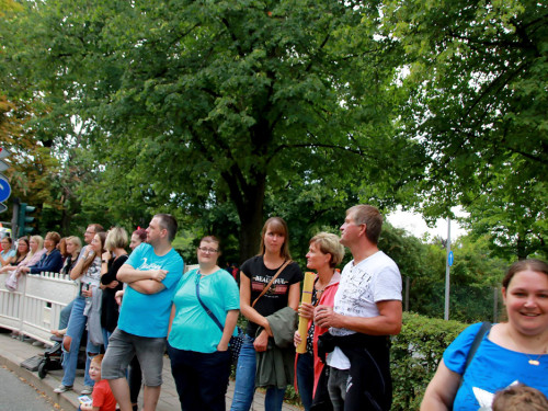 Hofer Volksfest Umzug 2022 Zuschauer – Foto 175