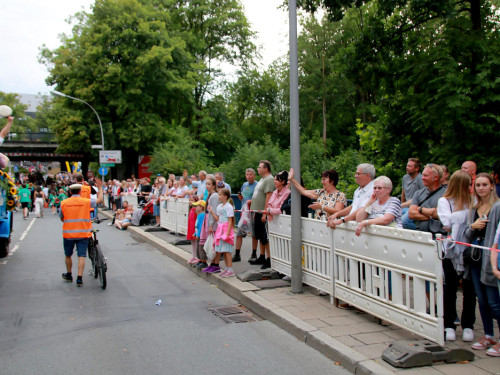 Hofer Volksfest Umzug 2022 Zuschauer – Foto 177