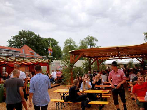 Hofer Volksfest 2022 BIG O  Band Freitag  – Foto 36