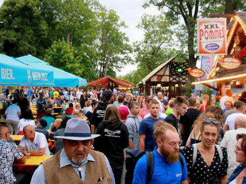 Hofer Volksfest 2022 BIG O  Band Freitag  – Foto 48