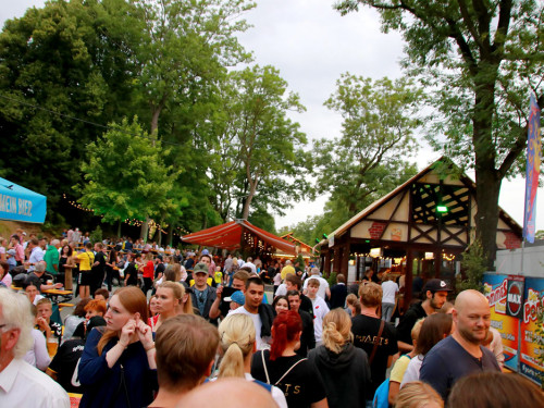 Hofer Volksfest 2022 BIG O  Band Freitag  – Foto 56