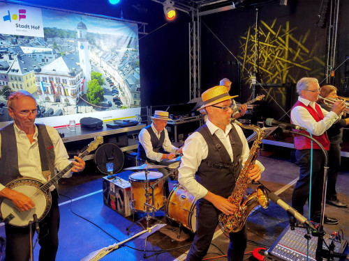 Hofer Volksfest 2022 Dixieland Six Sonntag 31.7.22 – Foto 25