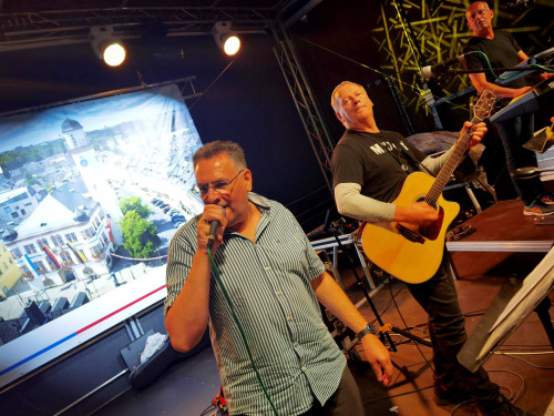 Hofer Volksfest 2022 Late Night Trio 2.8.22 – Foto 10