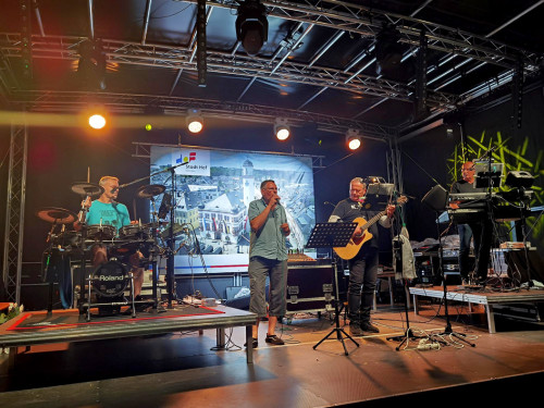 Hofer Volksfest 2022 Late Night Trio 2.8.22 – Foto 16