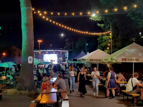 Hofer Volksfest 2022 Late Night Trio 2.8.22 – Foto 33