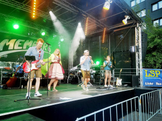 Foto 250351 im Album