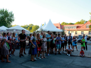 Foto 250359 im Album
