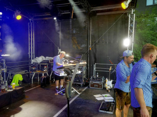 Vorschau des vorherigen Fotos