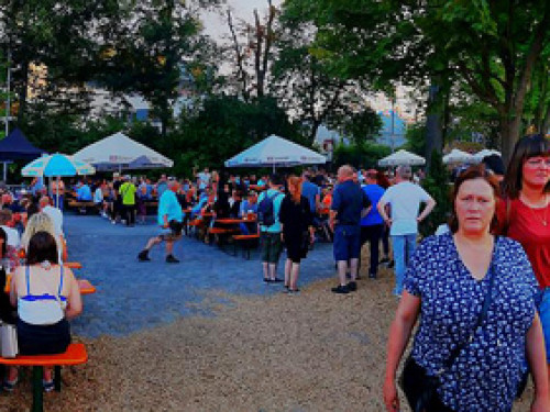 Hofer Volksfest 2022 Rockwerk Schlagerparty 4.8.22 – Foto 36