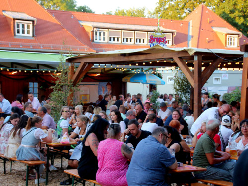 Hofer Volksfest 2022 Rockwerk Schlagerparty 4.8.22 – Foto 48