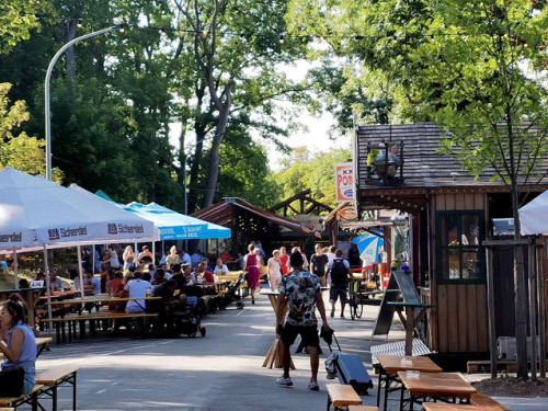 Hofer Volksfest 2022 Nachmittag mit Play again Sam light 5.8.22 – Foto 24