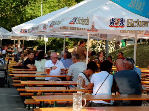 Hofer Volksfest 2022 Nachmittag mit Play again Sam light 5.8.22 – Foto 43
