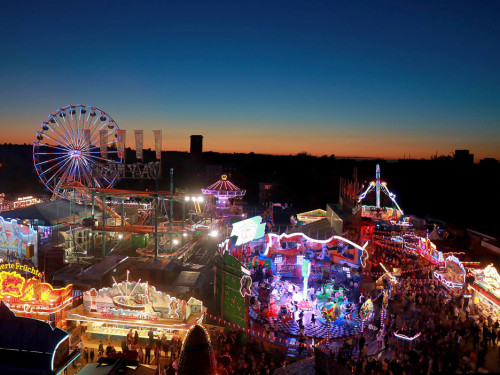Hofer Volksfest 2022  von Oben bei Nacht 6.8.22 – Foto 4