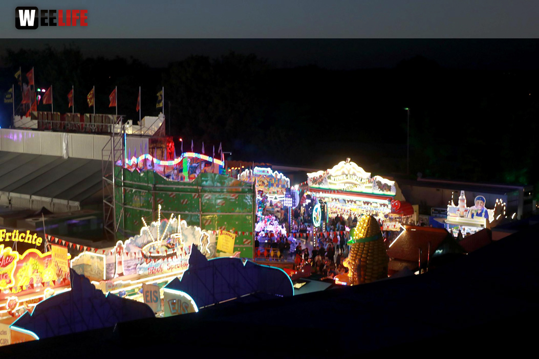 Hofer Volksfest 2022  von Oben bei Nacht 6.8.22