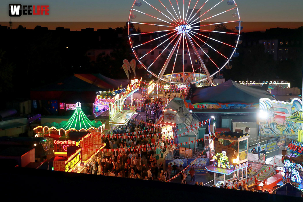 Hofer Volksfest 2022  von Oben bei Nacht 6.8.22