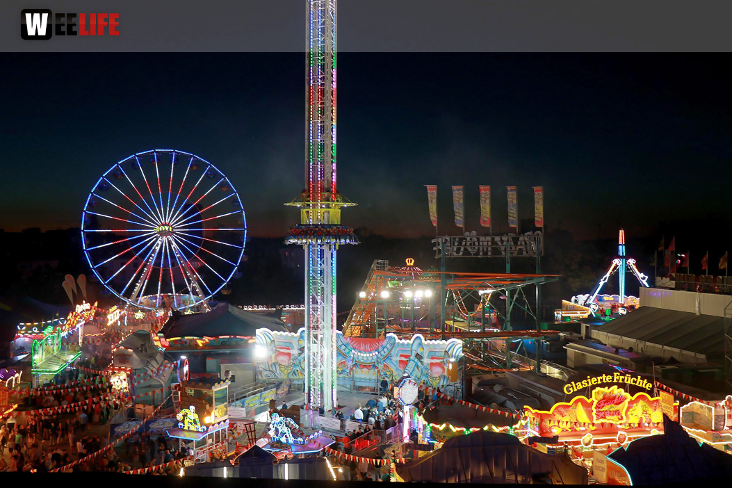 Hofer Volksfest 2022  von Oben bei Nacht 6.8.22