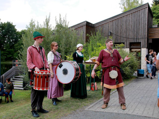 Foto 253421 im Album