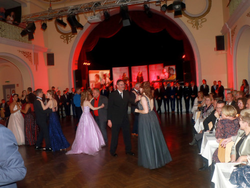Abschlussball TS Swing Helmbrechts Pinacolada 19.11.22 BG – Foto 69