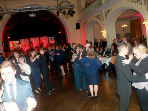 Abschlussball TS Swing Helmbrechts Pinacolada 19.11.22 BG – Foto 81
